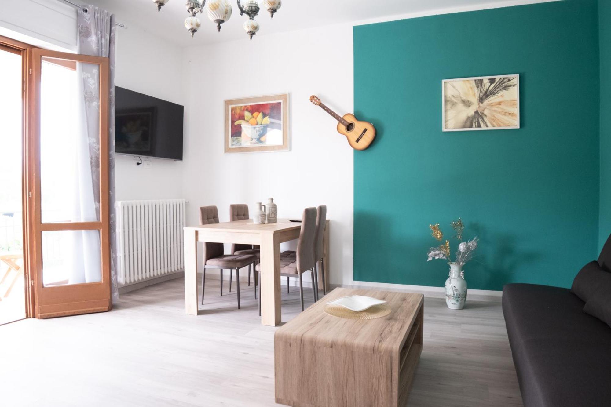 Casa Vacanze Aria Leggiuno Bagian luar foto