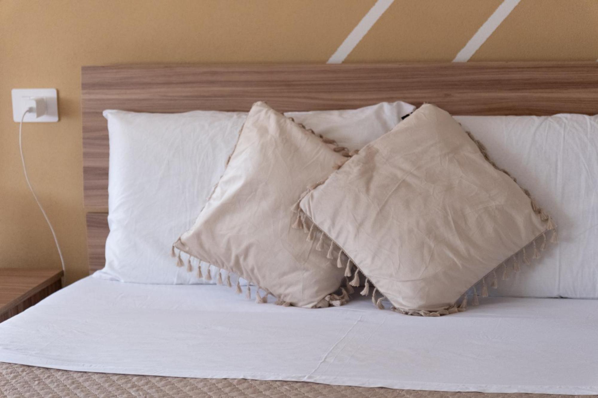 Casa Vacanze Aria Leggiuno Bagian luar foto