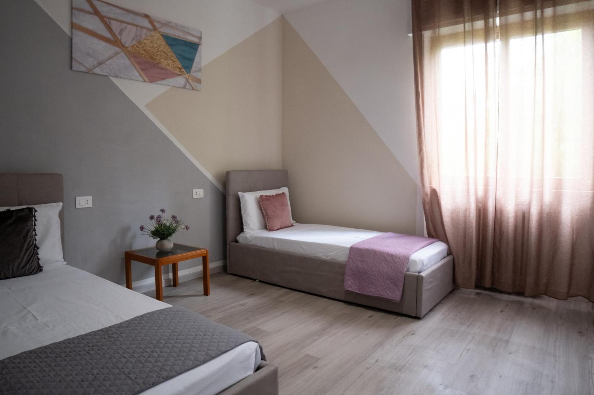 Casa Vacanze Aria Leggiuno Bagian luar foto