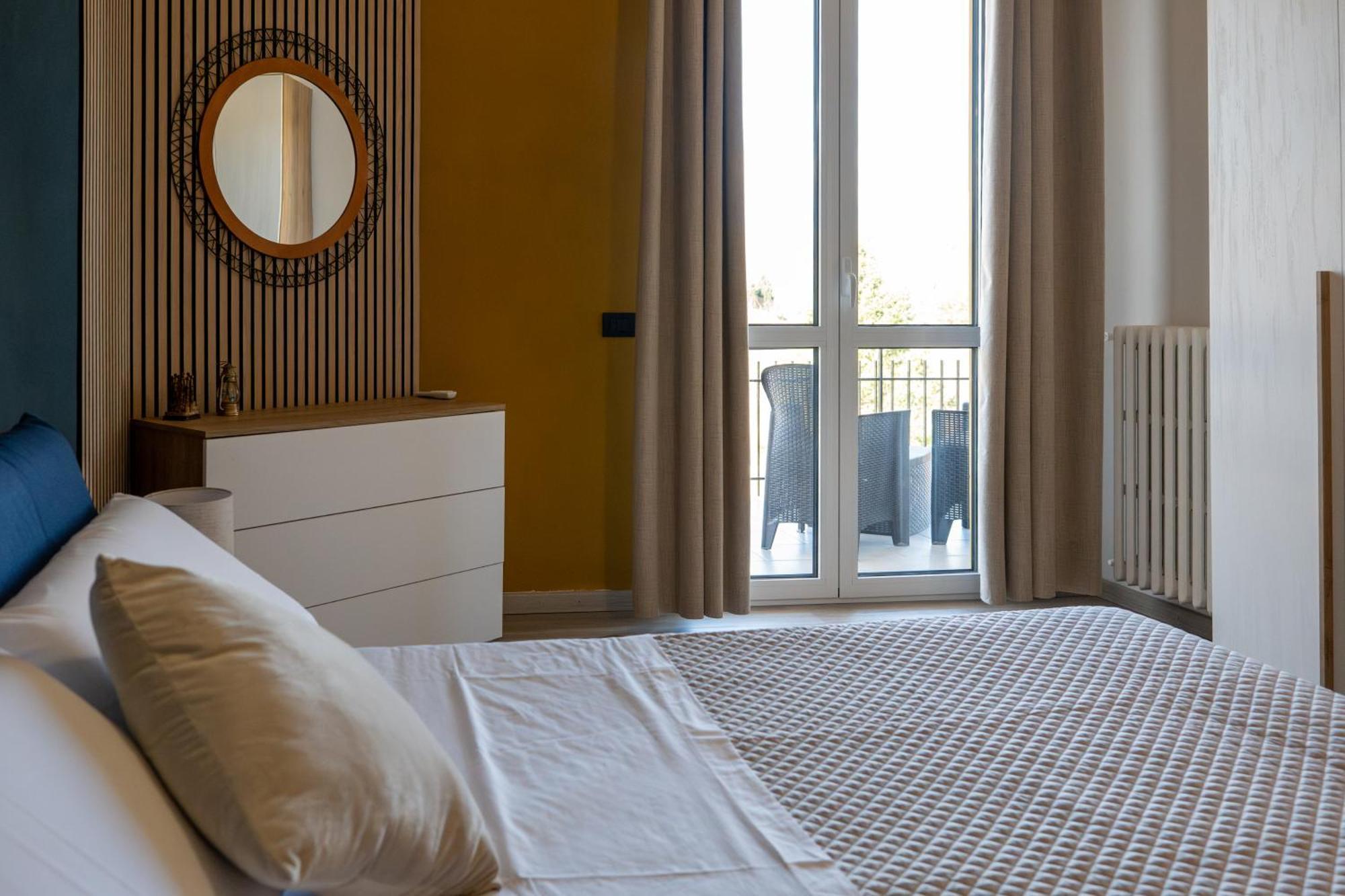 Casa Vacanze Aria Leggiuno Bagian luar foto